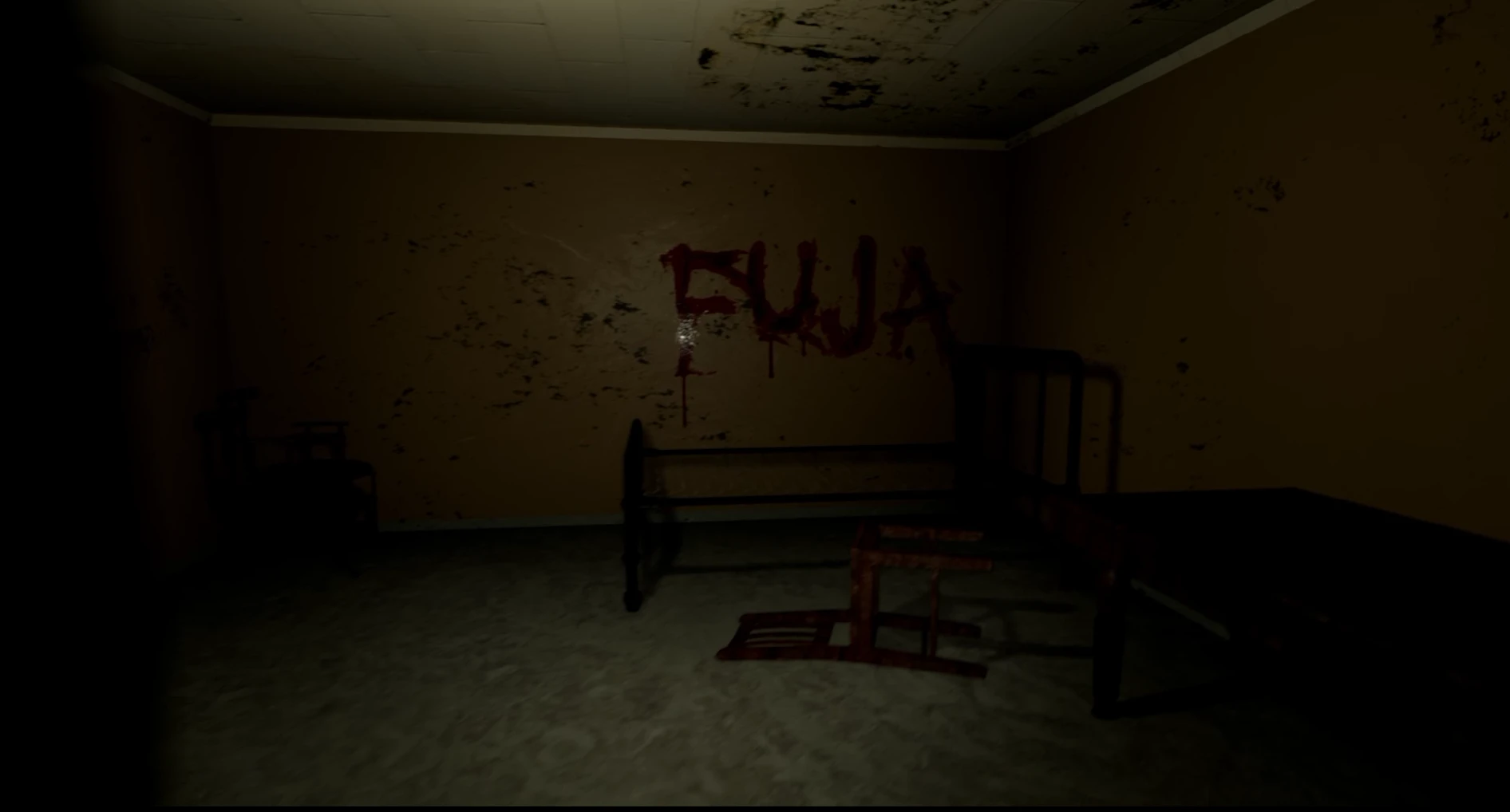 “FUJA”, escrito na parede do quarto